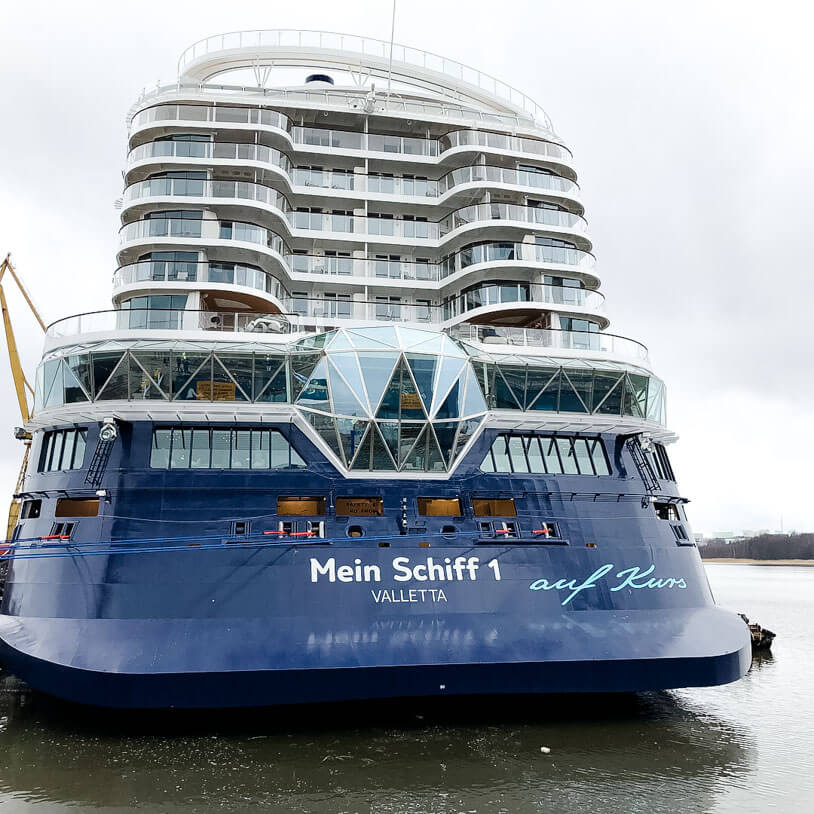 Auslieferung der neuen Mein Schiff 1